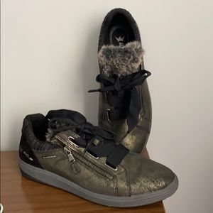 Allrounder Mephisto Ma Bella Fur Sneakers
